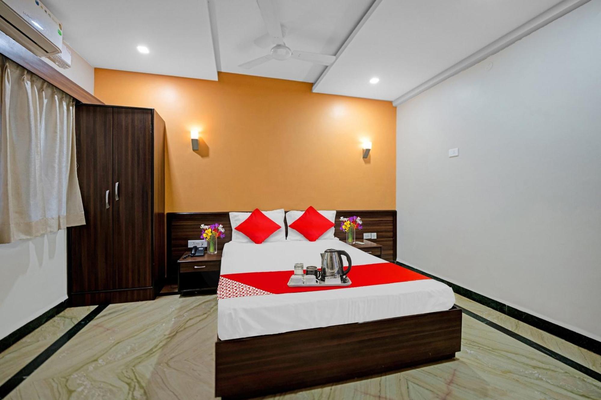 Collection O Oceana The Holiday Home Near Immaculate Conception Church 파나지 외부 사진
